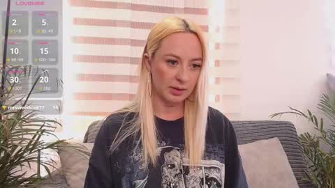 Snapshot of anttoniia chatting on February 27, 2026, 7:03 pm Antonia online show from February 27, 2026, 7:03 pm