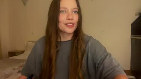Snapshot of anuetta chatting on July 26, 2026, 5:42 pm Aneutta online show from July 26, 2026, 5:42 pm