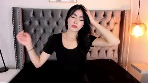 anya_belth online show from June 18, 2026, 7:18 pm