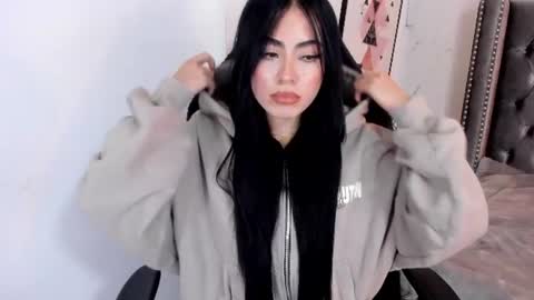 anya_belth online show from July 30, 2026, 7:57 pm