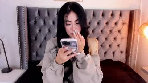 anya_belth online show from August 3, 2026, 7:28 pm