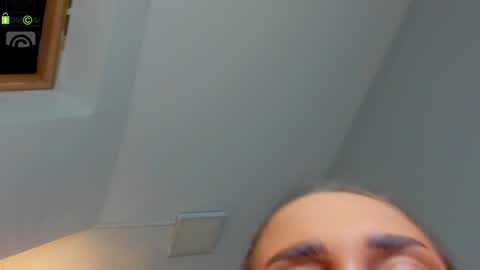 Snapshot of anyarayne chatting on November 8, 2025, 1:22 pm Anya online show from November 8, 2025, 1:22 pm