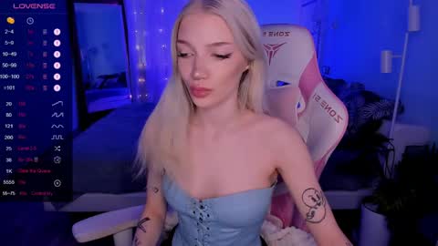 Anya online show from April 26, 2026, 4:10 am