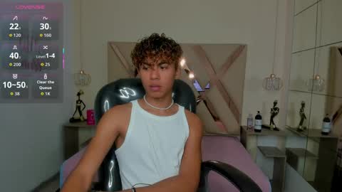 anyelotwink online show from May 23, 2026, 9:08 pm