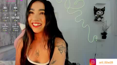 anyeluz_z online show from February 5, 2025, 2:26 pm