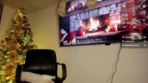 Anyi  Orion and Pyxis online show from December 8, 2024, 4:25 am