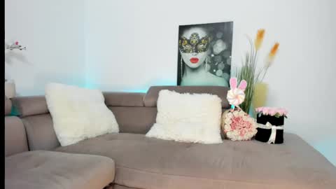 Anyta Doll online show from March 12, 2026, 6:19 am