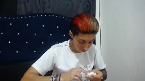 anyu online show from December 11, 2024, 1:15 am