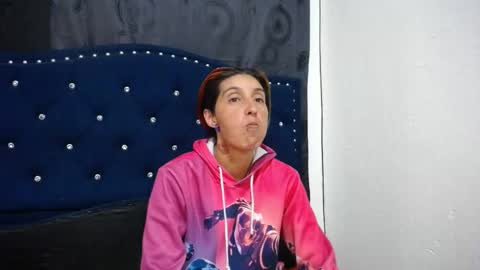 anyu online show from February 3, 2025, 4:25 am