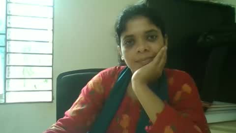 Snapshot of apa142817 chatting on May 12, 2026, 5:04 am Aparalux online show from May 12, 2026, 5:04 am