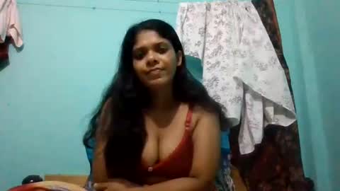 Snapshot of apa142817 chatting on July 21, 2026, 11:12 am Aparalux online show from July 21, 2026, 11:12 am