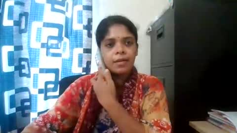 Snapshot of apa142817 chatting on July 28, 2026, 9:04 am Aparalux online show from July 28, 2026, 9:04 am