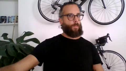 apc_3 online show from November 3, 2025, 2:29 pm