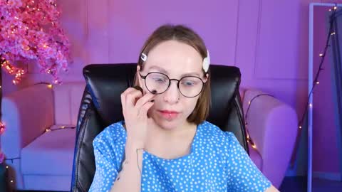 APHEX QUEEN online show from January 19, 2025, 4:14 pm