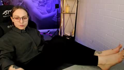 APHEX QUEEN online show from February 27, 2025, 3:15 pm