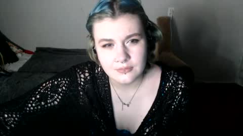 Aphrodite online show from July 2, 2026, 10:27 pm