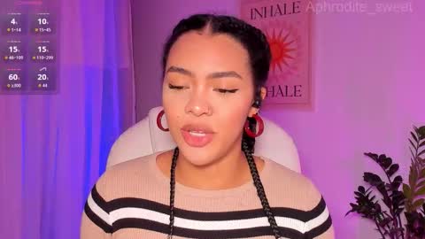 Snapshot of aphrodite_sweet chatting on October 15, 2025, 6:30 pm Karla online show from October 15, 2025, 6:30 pm