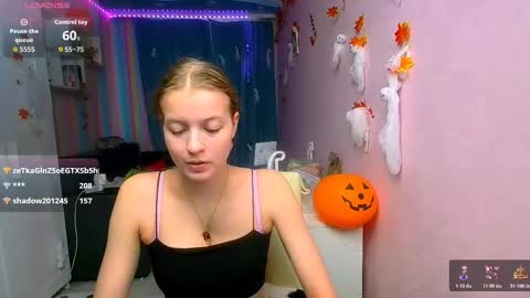 Snapshot of aphrodite_wow_ chatting on November 12, 2025, 9:21 am Aphrodite online show from November 12, 2025, 9:21 am