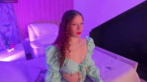 aphrodite online show from October 14, 2025, 8:31 pm