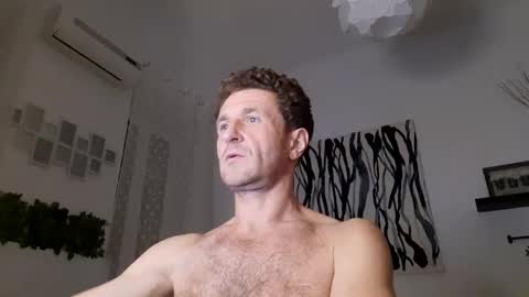 Snapshot of apollobest77 chatting on January 6, 2025, 6:20 pm apollobest77 online show from January 6, 2025, 6:20 pm