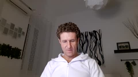 Snapshot of apollobest77 chatting on January 11, 2025, 6:23 pm apollobest77 online show from January 11, 2025, 6:23 pm