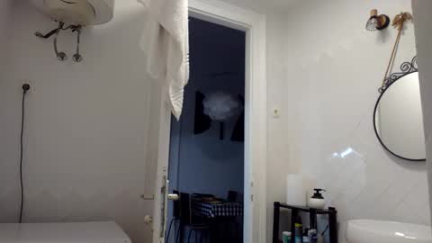 Snapshot of apollobest77 chatting on February 3, 2025, 7:52 pm apollobest77 online show from February 3, 2025, 7:52 pm