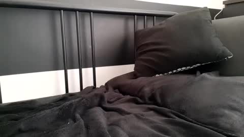 Snapshot of apollobest77 chatting on October 1, 2025, 12:22 pm apollobest77 online show from October 1, 2025, 12:22 pm