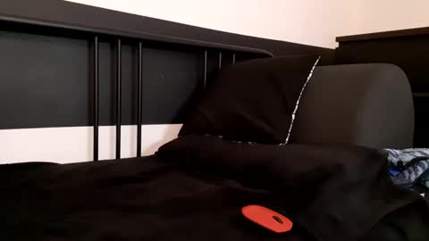 Snapshot of apollobest77 chatting on November 22, 2025, 12:48 pm apollobest77 online show from November 22, 2025, 12:48 pm