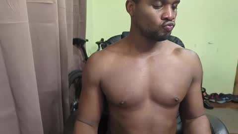 Snapshot of apollodarkmn chatting on April 4, 2026, 12:35 pm apollodarkmn online show from April 4, 2026, 12:35 pm
