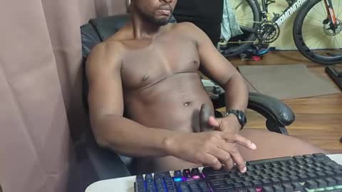 Snapshot of apollodarkmn chatting on April 23, 2026, 10:34 pm apollodarkmn online show from April 23, 2026, 10:34 pm