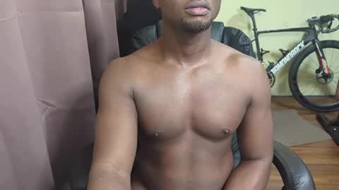 Snapshot of apollodarkmn chatting on April 24, 2026, 11:51 pm apollodarkmn online show from April 24, 2026, 11:51 pm