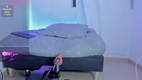 Snapshot of apolo_bianco_ chatting on January 11, 2026, 1:43 am APOLO online show from January 11, 2026, 1:43 am