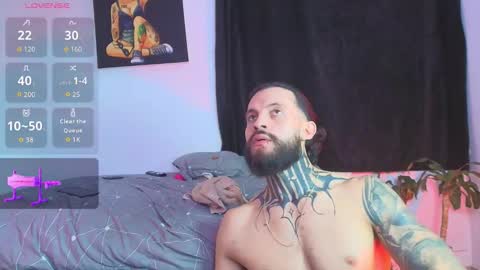 Snapshot of apolo_bianco_ chatting on March 10, 2026, 1:32 am APOLO online show from March 10, 2026, 1:32 am