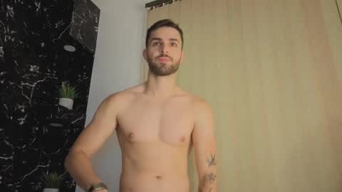 Apolo Lux  online show from January 15, 2026, 2:27 am