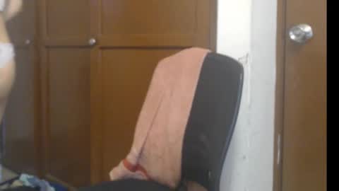 Snapshot of apolosbitch chatting on October 1, 2025, 10:27 pm Nix online show from October 1, 2025, 10:27 pm