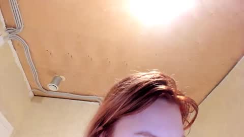 Snapshot of appleyummybuns chatting on December 23, 2025, 4:32 am appleyummybuns online show from December 23, 2025, 4:32 am