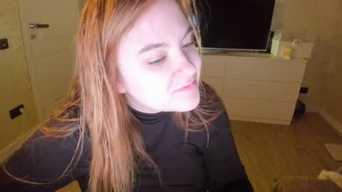 appleyummybuns online show from March 27, 2026, 2:28 am