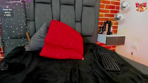 Snapshot of appolo_jay chatting on December 31, 2024, 3:42 pm appolo online show from December 31, 2024, 3:42 pm