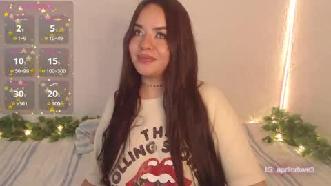 Snapshot of apriil_3 chatting on March 2, 2025, 7:21 am Abril Freelance Model online show from March 2, 2025, 7:21 am