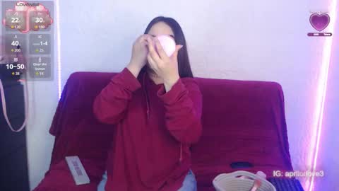 Snapshot of apriil_3 chatting on October 1, 2025, 3:01 am Abril Freelance Model online show from October 1, 2025, 3:01 am