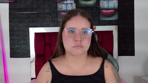 April SC online show from September 30, 2025, 2:33 pm