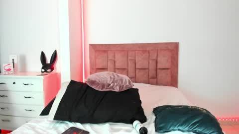 Snapshot of april_collinsxx chatting on May 15, 2026, 11:12 pm april collinsxx online show from May 15, 2026, 11:12 pm