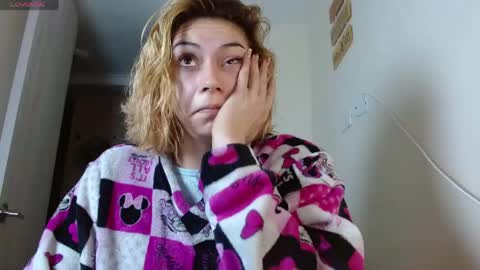 April Dumont online show from June 9, 2026, 10:27 am