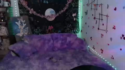 Snapshot of april_l6 chatting on March 5, 2025, 7:27 pm april_l6 online show from March 5, 2025, 7:27 pm