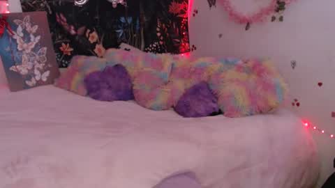 april_l6 online show from March 15, 2026, 12:16 am