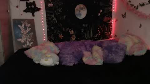 Snapshot of april_l6 chatting on July 3, 2026, 10:38 pm april_l6 online show from July 3, 2026, 10:38 pm