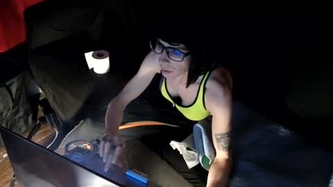 Snapshot of april_show_her chatting on June 16, 2026, 9:01 am April Strife online show from June 16, 2026, 9:01 am