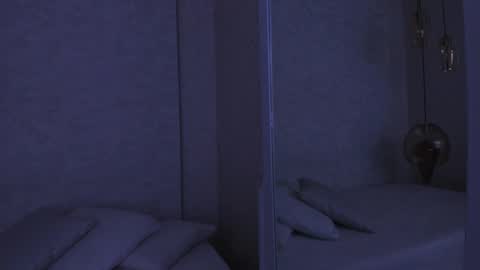 Snapshot of aprilalen chatting on March 3, 2025, 6:59 am April online show from March 3, 2025, 6:59 am