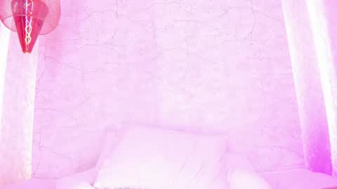 Snapshot of aprilalen chatting on July 28, 2026, 3:21 pm April online show from July 28, 2026, 3:21 pm