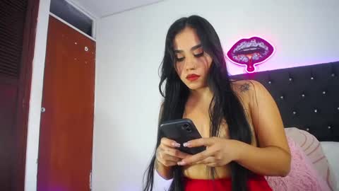 Snapshot of aprilhotty chatting on February 14, 2025, 1:13 am April online show from February 14, 2025, 1:13 am